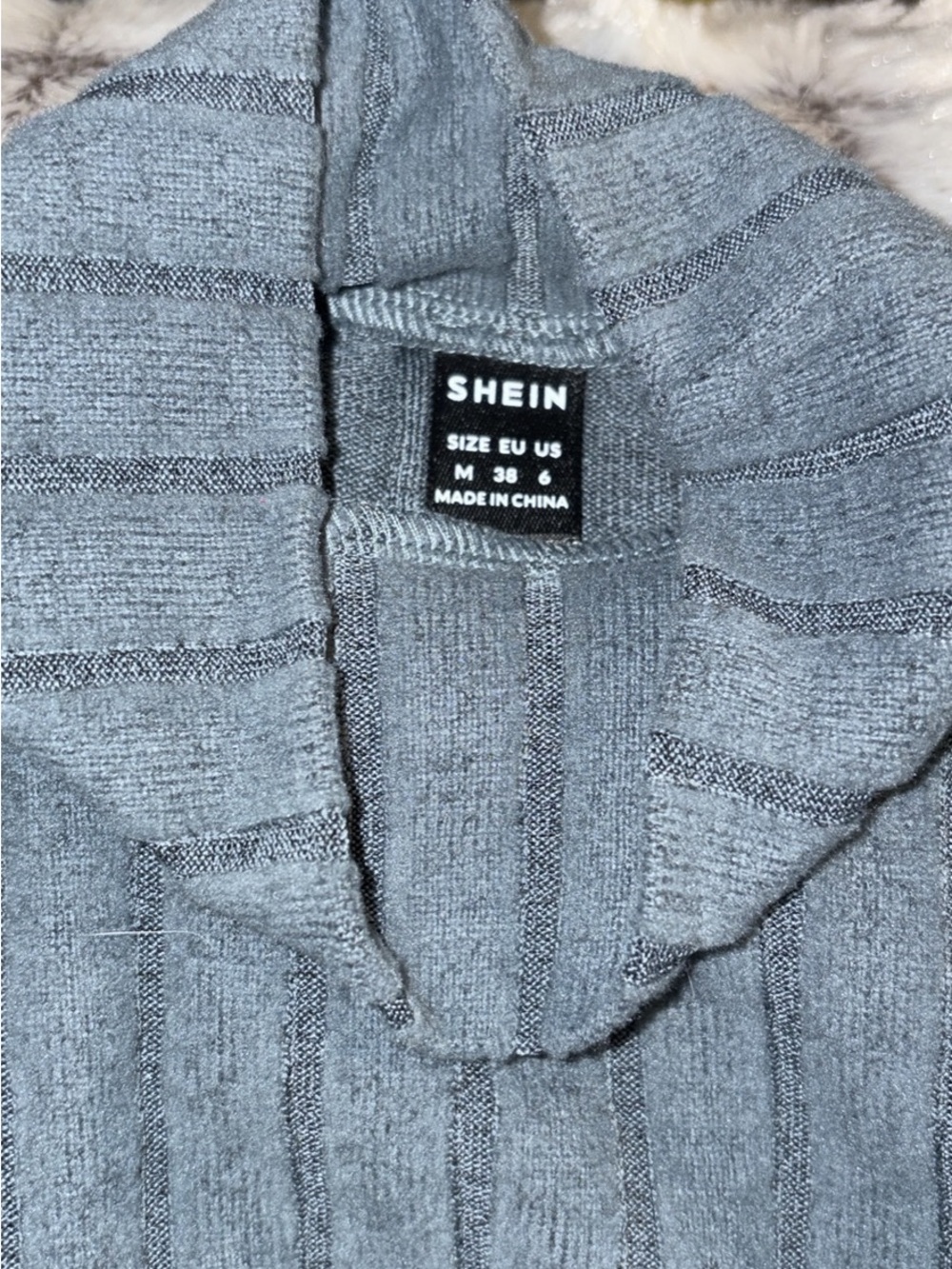 Clothing bundle - Picture 6 of 9